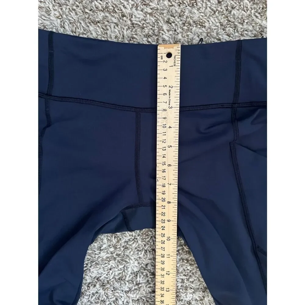 Like New! Lululemon Athletica Navy Leggings in Size 6